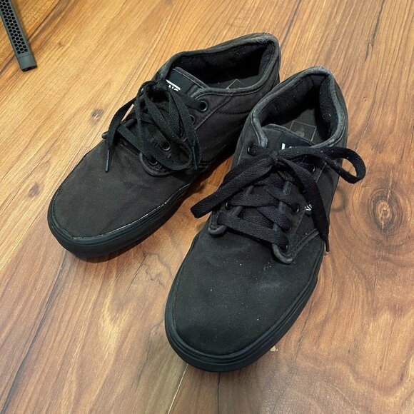 Men's Vans Black Sneakers Size 10 - Picture 1 of 3